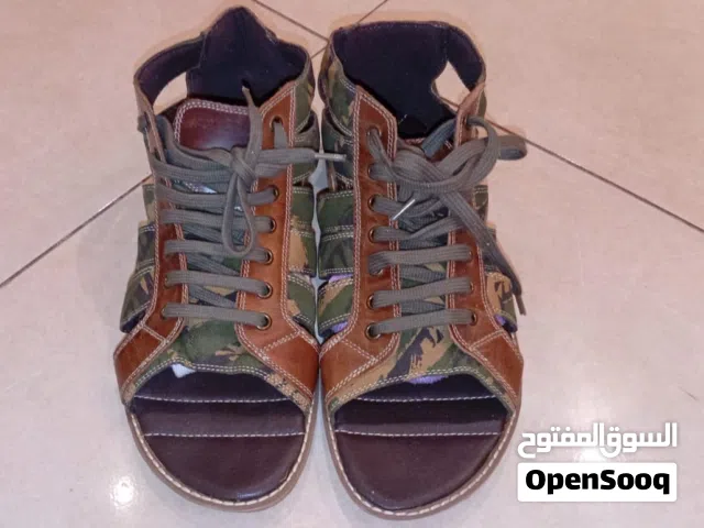 صندل ماكس 44