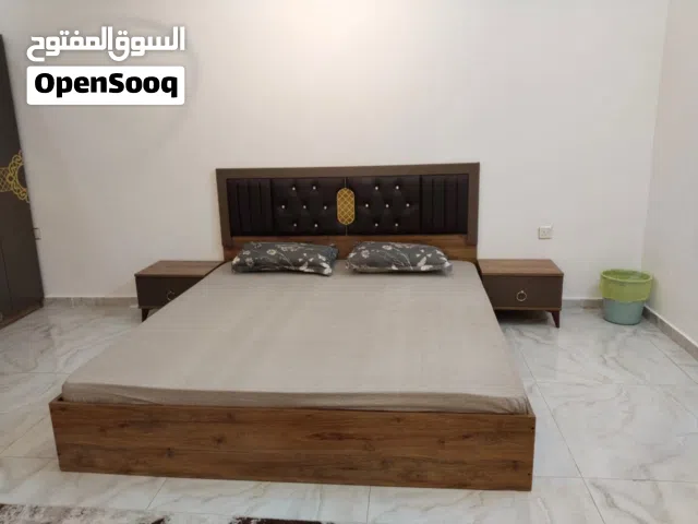 غرفه نوم للايجار كبيره في المعبيله الجنوبيه شارع الخير 99 للموظفين والعوائل الصغيره