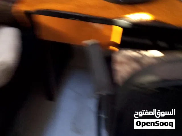 مكتب بحاله الوكاله بس منزوع جلد الكرسي مش مبين اشتري وحنا ما بنقسر معك