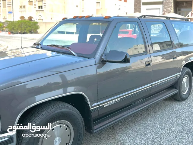 Used GMC Suburban in Mubarak Al-Kabeer