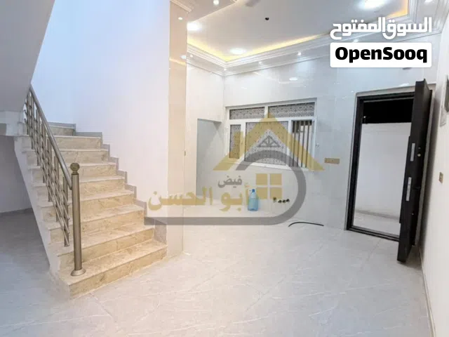 دار حديث للبيع منطقة الاكوات الثالثة قرب شارع البزل