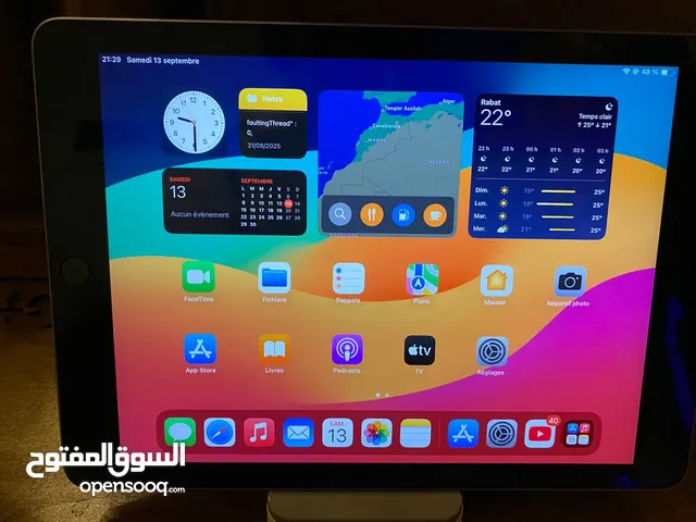 iPad 6th 32gb batterie nadi ba9i n9i  97% ios17.7 mafihach  iCloud   taman houta zrbou 3liha