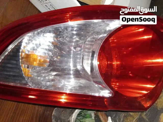 ضوء خلفي شمال سانتافي 2007 في كسر بالزاوية صغير جدا