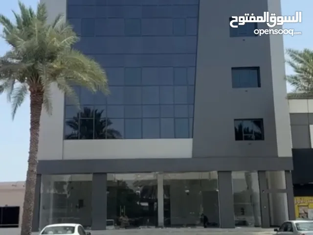 Show room معرض للإيجار