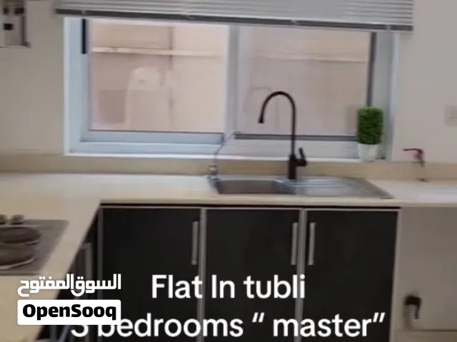 LADIES 3 STAFF or small family of 3 - flat for rent in tubli 3 bedrooms