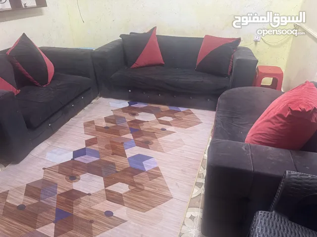 طقم كنب بحاله جيده
