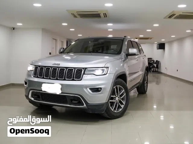Used Jeep Grand Cherokee in Al Batinah