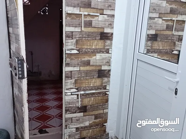 175 m2 2 Bedrooms Townhouse for Rent in Tripoli Abu Saleem