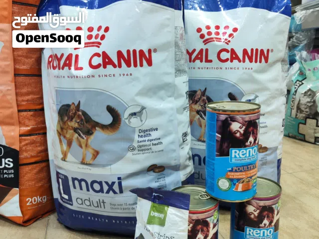 اكل كلاب ورويال كانين ماكسي ادولف 15 كيلو مع هديتين علبه1.200 كغم + تريت