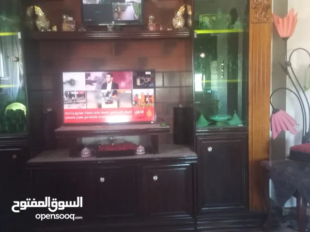 بوفيه خشب درفات زجاج