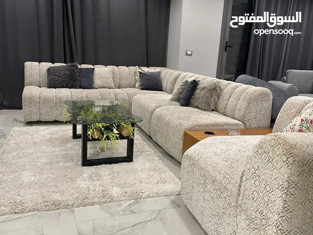 شقة راقيه بخدمات فندقيه للإيجار اليومي او الشهري