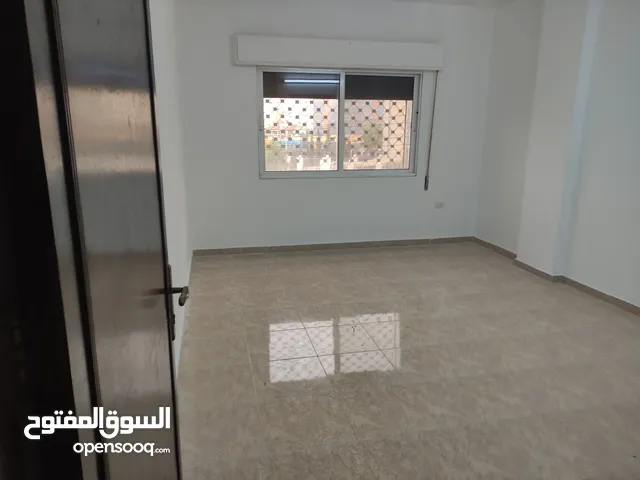 105 m2 3 Bedrooms Apartments for Rent in Zarqa Al Zarqa Al Jadeedeh