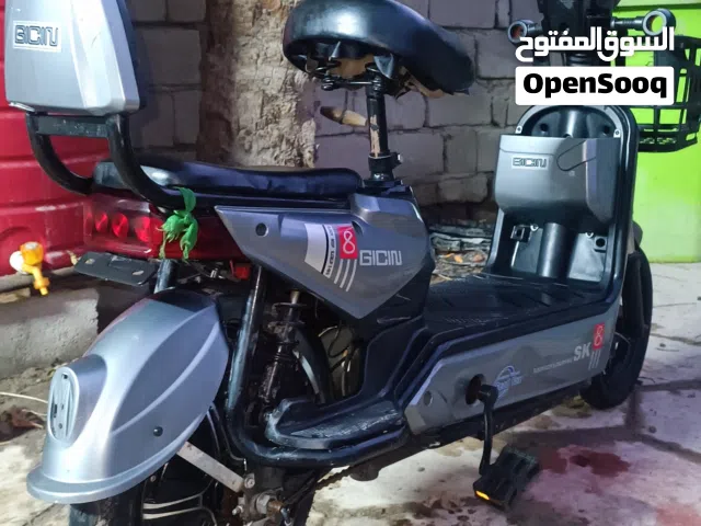 دراجة شحن للبيع نضيفة كلش كهربائيات كلة شغال بصمة تشتغل رايدهة ب250 عنواني بصره كرمة علي 077337
