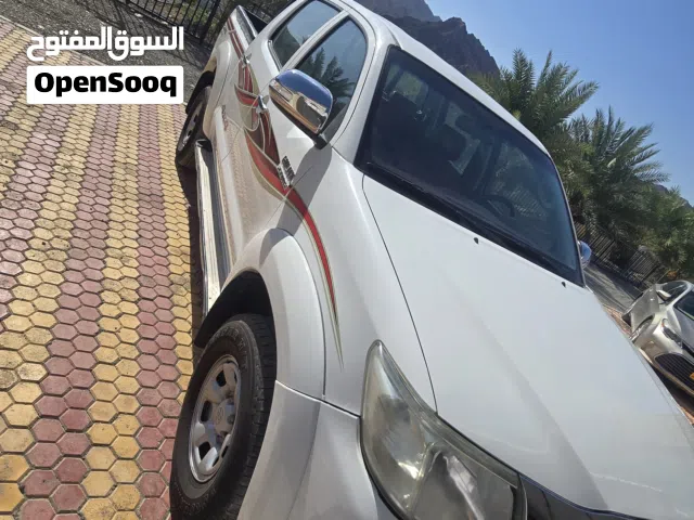 Used Toyota Hilux in Al Sharqiya