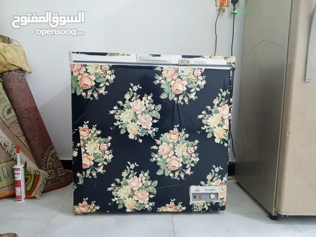 مجمدة للبيع