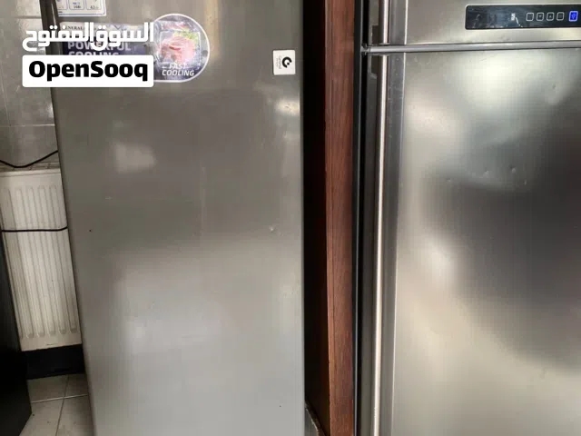 فريزر بحالة ممتازة