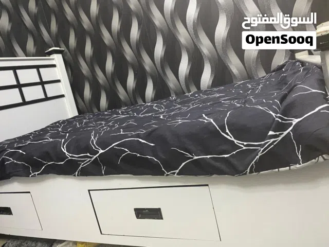 للبيع سرير تفصيل