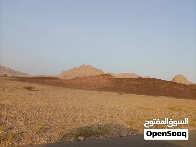 يوجد محجر كروم للبيع بسعر مناسب