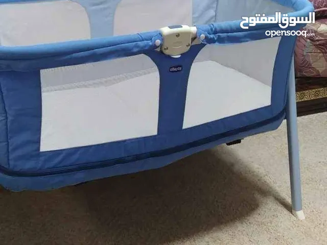 سرير اطفال نوع Chicco
