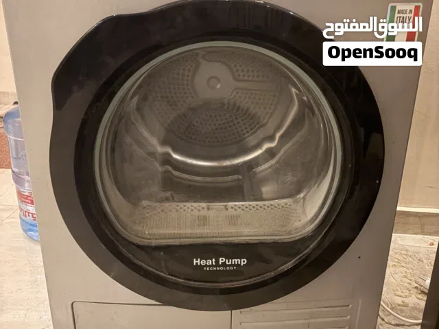 نشافة إيطالي ITWASH حجم 9 كيلو (Heat Pump) - للبيع بحاجه إلى بورد