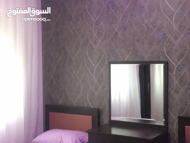 غرفه نوم شبابيه نفرين بحاله جيدة