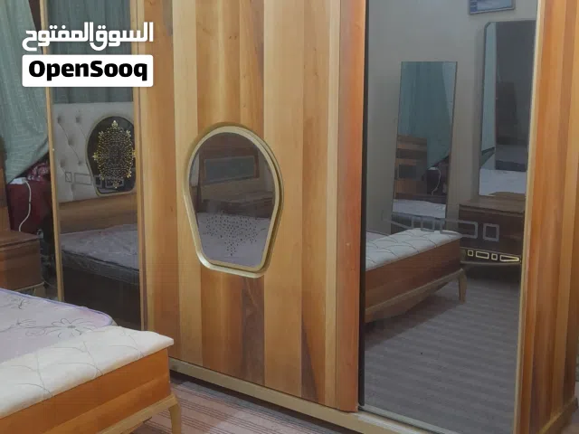 غرفة نوم تركي 8 قطع مستعمل الغرفه مغلفه بخشب طبيعي