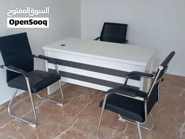 مكتب صغير بالاثاث متفرع من شارع الظل للايجار.  اقرا الإعلان اكويس