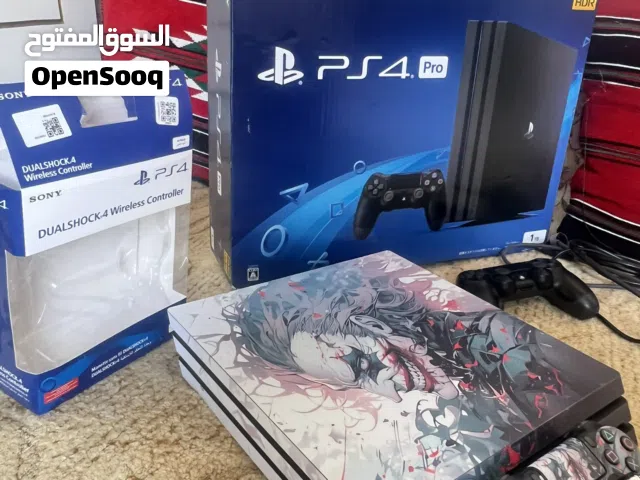 Ps4 2tb 1tb game and 1tb external brand new iam second owner with 2remotes jailbreak with hardisk