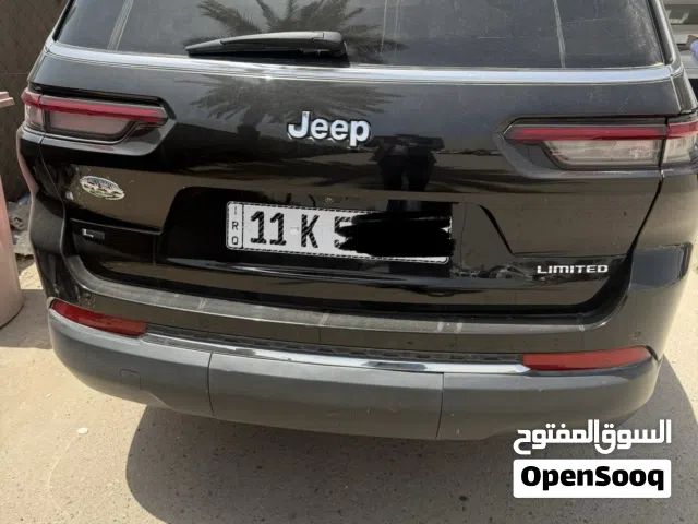 جيب كراند شيروكي 2021 لمتد لون اسود (7) راكب