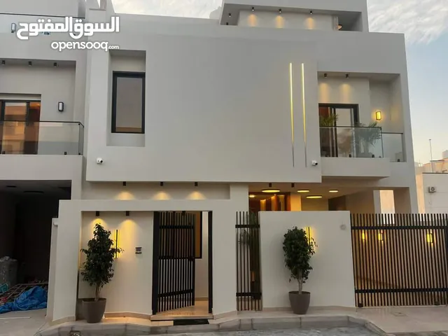 350 m2 More than 6 bedrooms Villa for Sale in Tripoli Al-Serraj