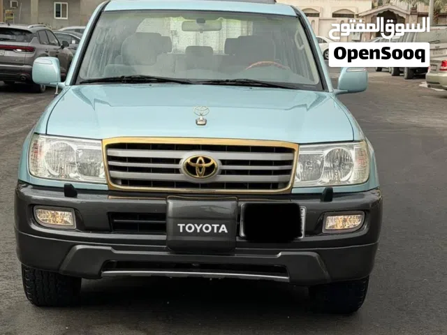 اسلام عليكم ورحمة الله تويوتا لاند كروز 2006شرط الفحص ماشي 300الف السعر 20الف