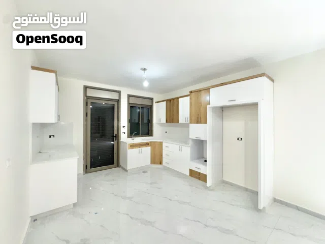 140 m2 3 Bedrooms Apartments for Rent in Ramallah and Al-Bireh Al Tira