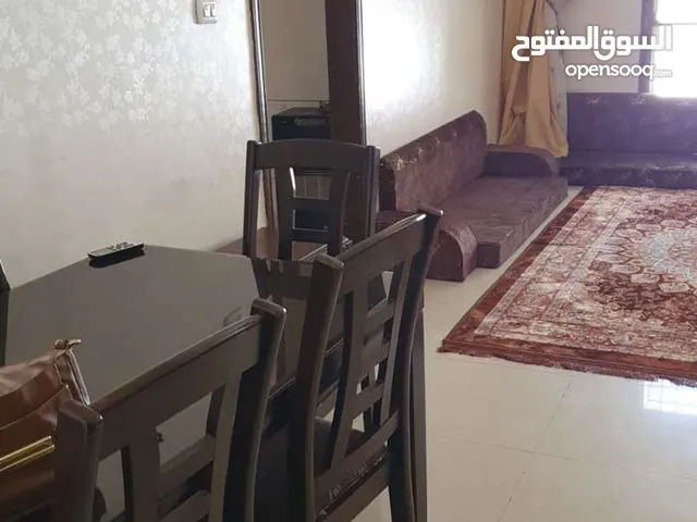 شقة مفروشه سوبر ديلوكس في الجبيهة مع حديقه للايجار