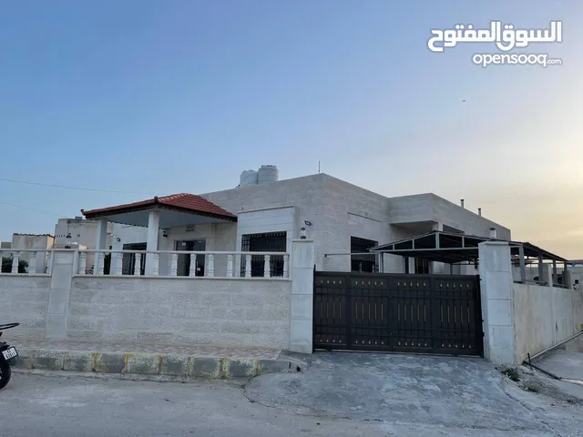 255 m2 5 Bedrooms Townhouse for Sale in Irbid Petra Street