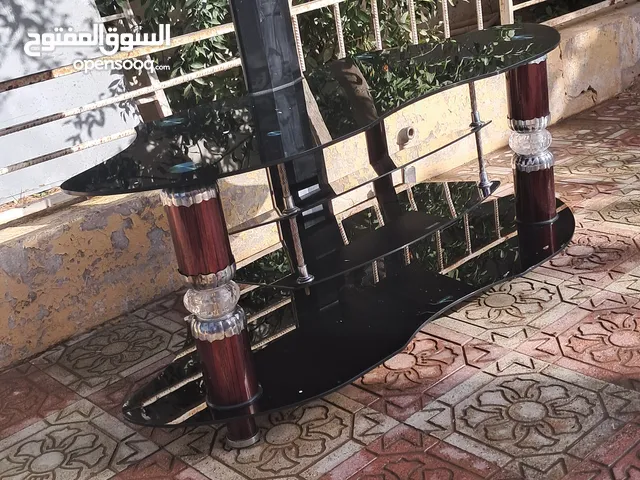 طاولة تلفزيون للبيع طرابلس