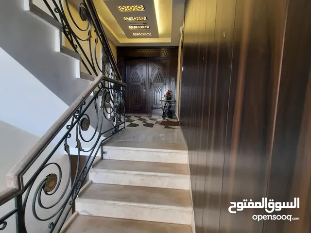 210 m2 3 Bedrooms Apartments for Sale in Amman Swefieh