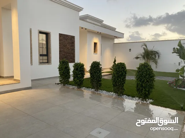 2 Bedrooms Farms for Sale in Tripoli Al-Baesh