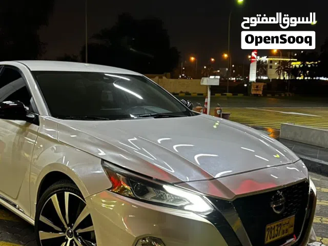 Used Nissan Altima in Al Batinah