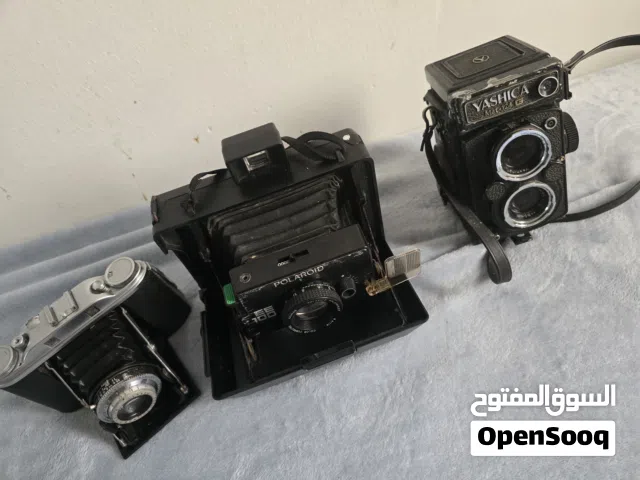 antiqur cameras