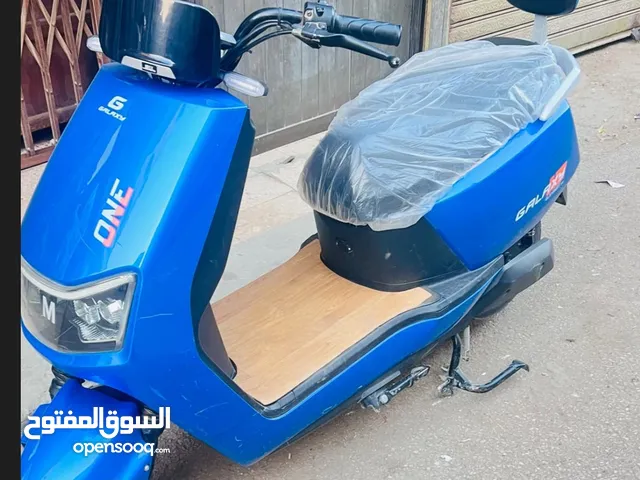 اسكوتر كهربه جلاكسي اقصي سرعه 70 مرشدين وراء يمشي مسافه فوق 50كيلو بطاريات ليد اسد استعمال خفيف