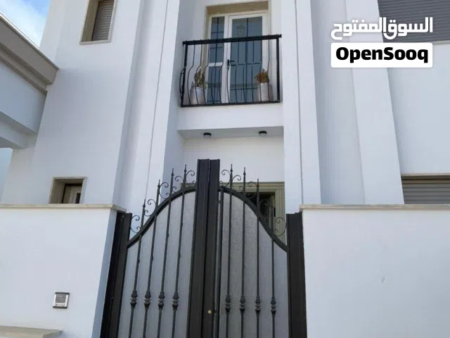 ڤيلا نظام خليجي. مقسم هادئ وراقي . أوراق ومستندات سليمة بالحجة الأصلية..