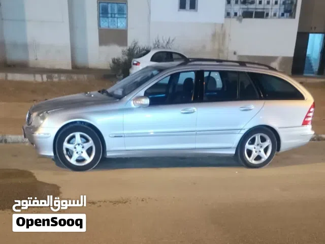 مرسيدس كاكاوية محرك العقرب