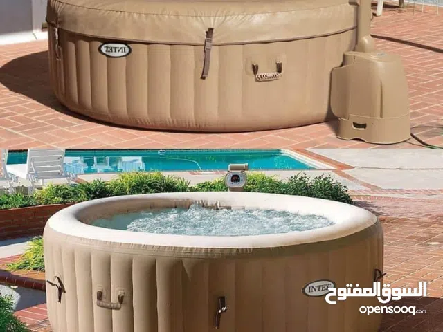 جاكوزي انتكس  مقاس 2.15 م * 0.71  يتسع ل 5_6 اشخاص  مع نظام تسخين وفلترة وفقاعات