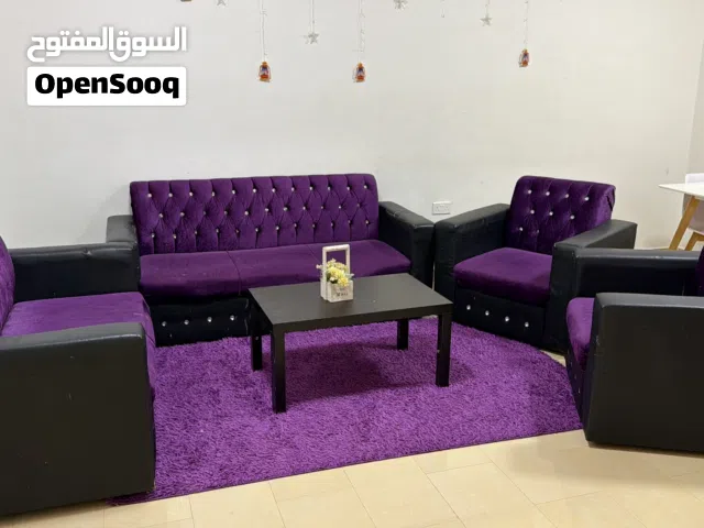 طقم كنب كامل مع طاولة وسجاد 3+2+1+1