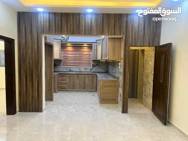 170 m2 5 Bedrooms Apartments for Sale in Irbid Palestine Street