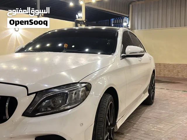 2017 مرسيدس بنز الفئة-C C 300