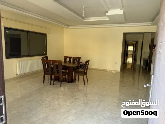 طاولة طعام مع 6 كراسي