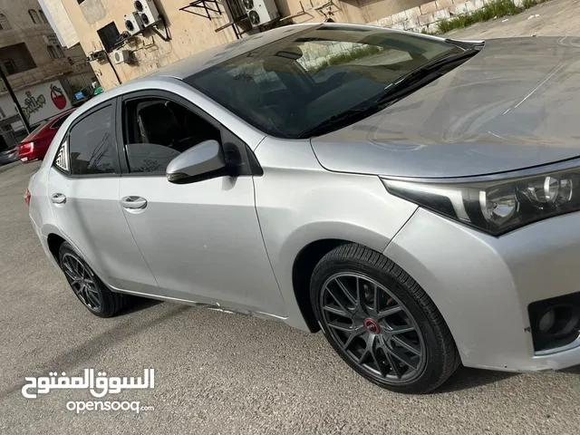Used Toyota Corolla in Amman