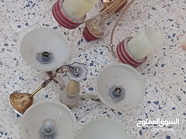 ثريات ثلاثية للبيع