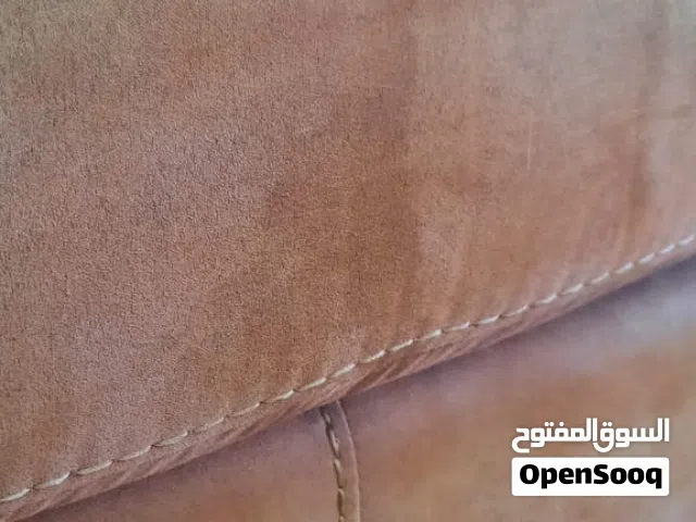 كنب امريكي اصلي لون بني شامواه ماركة جاكسون